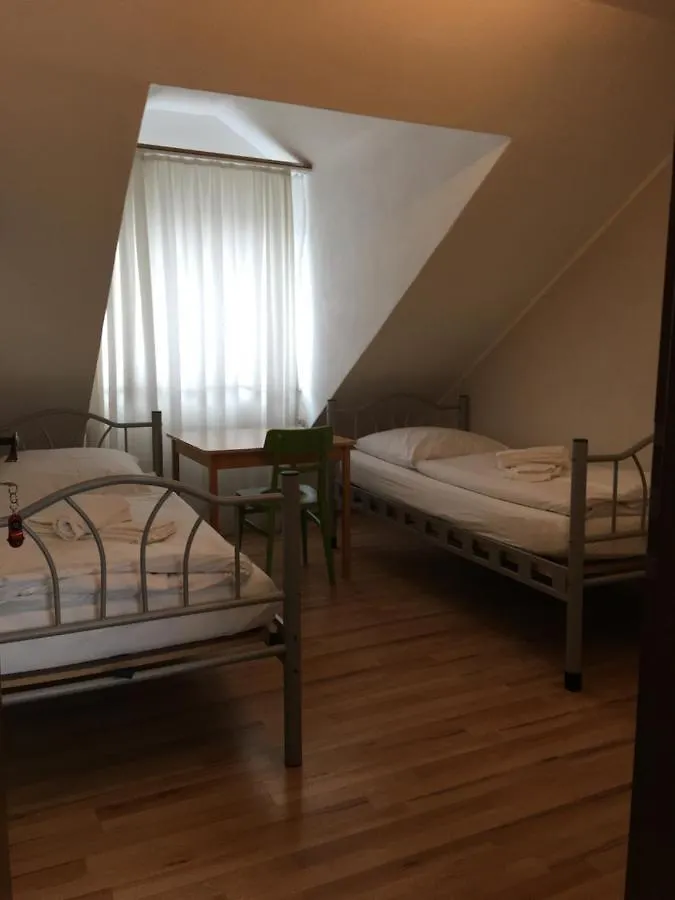 *** Guest house Pension Alis Augsburg Germany