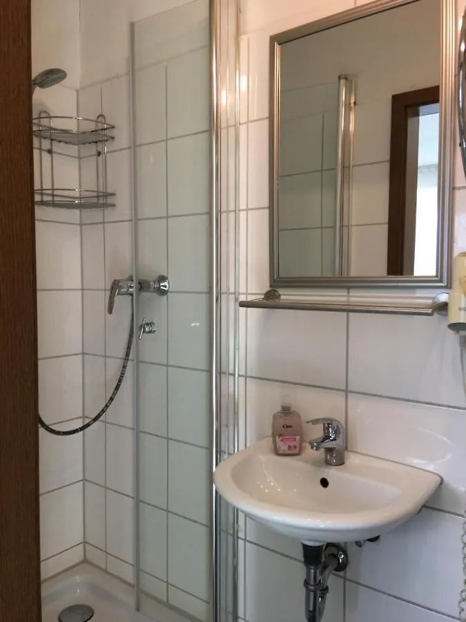 Pension Alis Augsburg Guest house