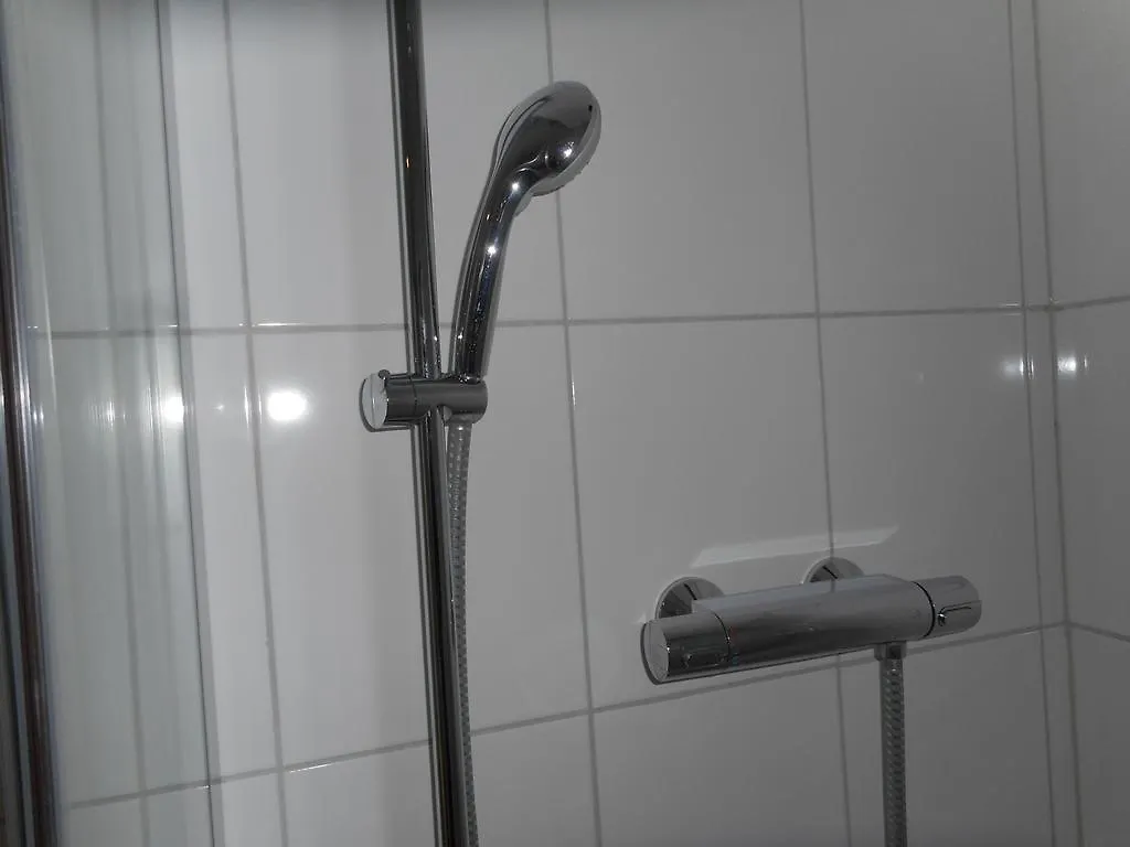 Pension Alis Augsburg Guest house